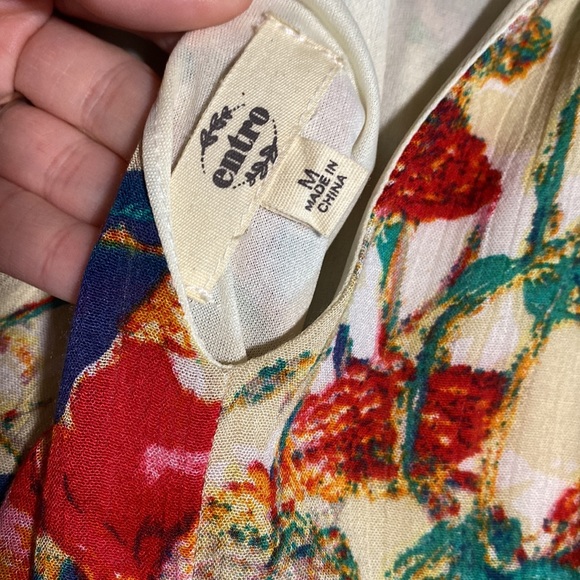 Entro Floral Dress with Keyhole Back - Picture 6 of 7